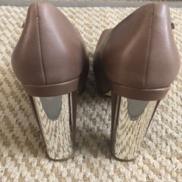 Women’s Calvin Klein “Natasha” heels - Picture 3 of 8